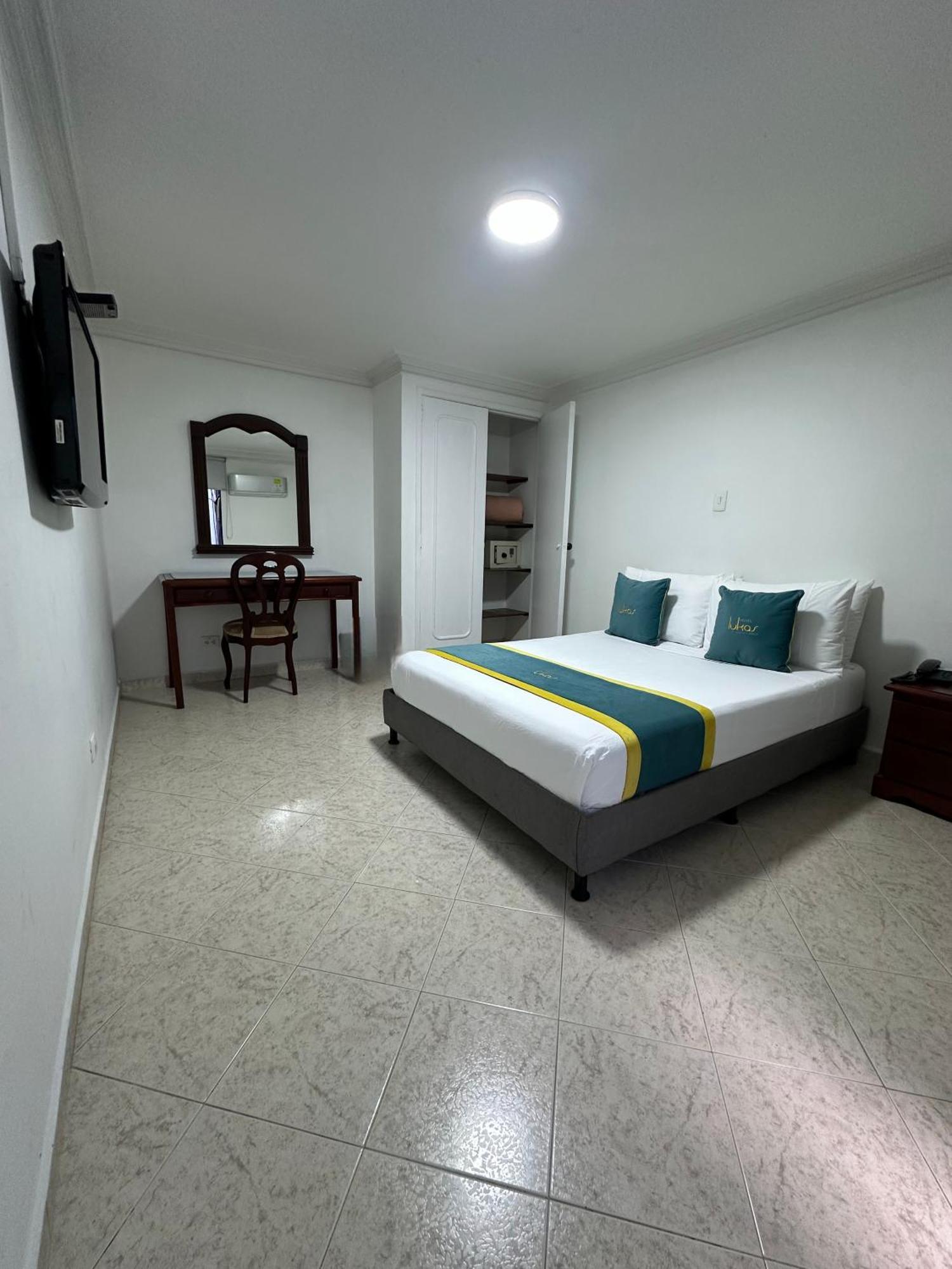 Hotel Lukas Medellín Kültér fotó