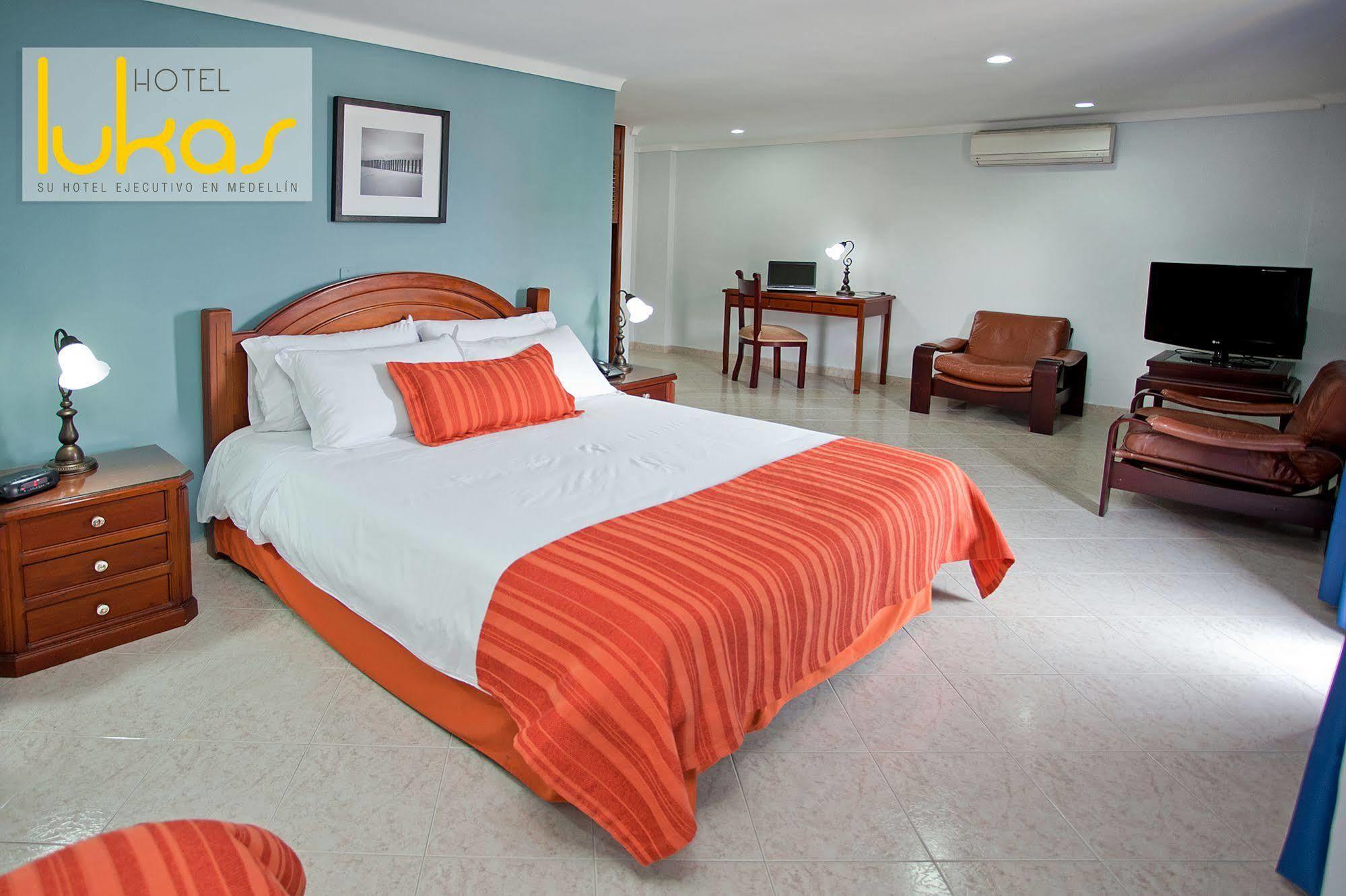 Hotel Lukas Medellín Kültér fotó
